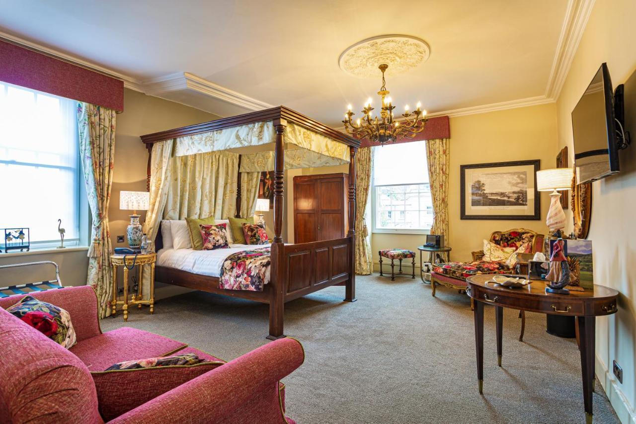 The Rutland Arms Hotel, Bakewell, Derbyshire Zewnętrze zdjęcie