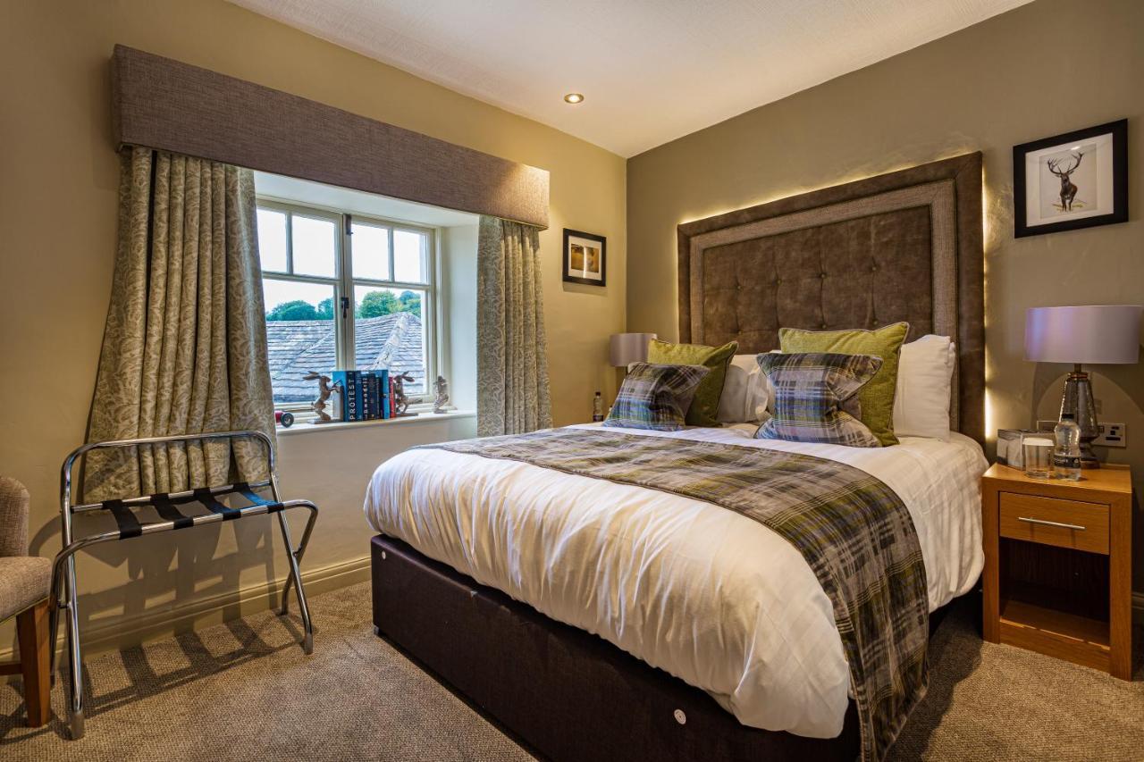 The Rutland Arms Hotel, Bakewell, Derbyshire Zewnętrze zdjęcie