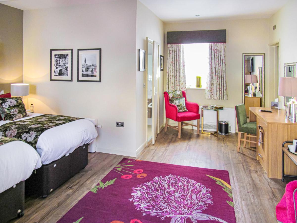 The Rutland Arms Hotel, Bakewell, Derbyshire Zewnętrze zdjęcie